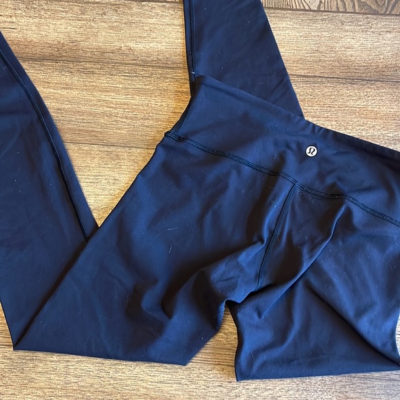 Lululemon Black Leggings used - Picture 2 of 3